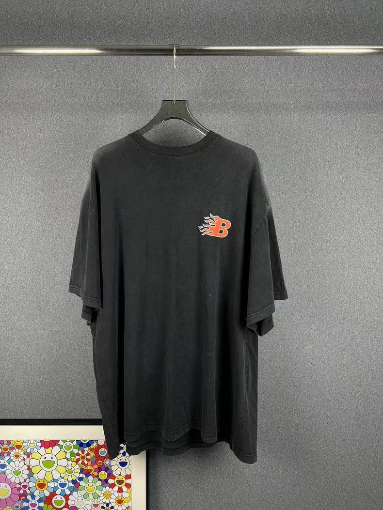 Balenciaga Balenciaga Flame Print Short Sleeve Shirt - dmc Size US L / EU 52-54 / 3 - 2 Thumbnail