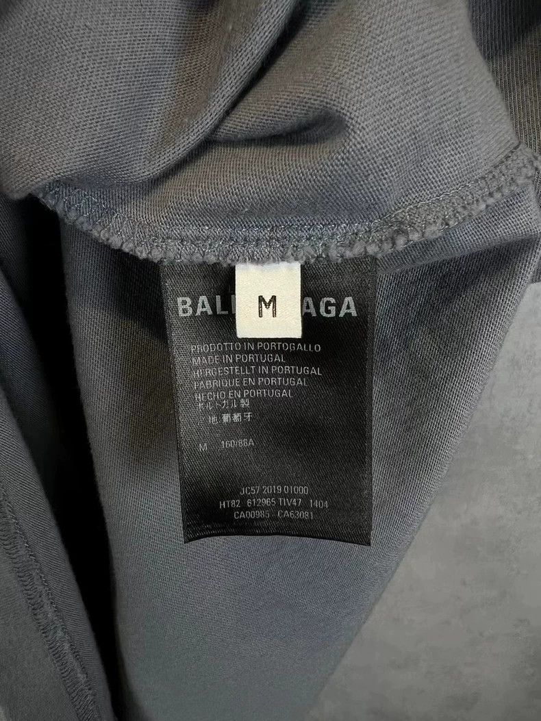 Balenciaga BALENCIAGA Gray Short Sleeve T-Shirt - dmc Size US M / EU 48-50 / 2 - 3 Thumbnail