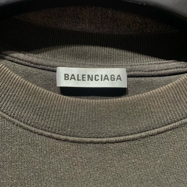 Balenciaga Brown Round Neck Sweatshirt - dmc Size US XS / EU 42 / 0 - 3 Thumbnail