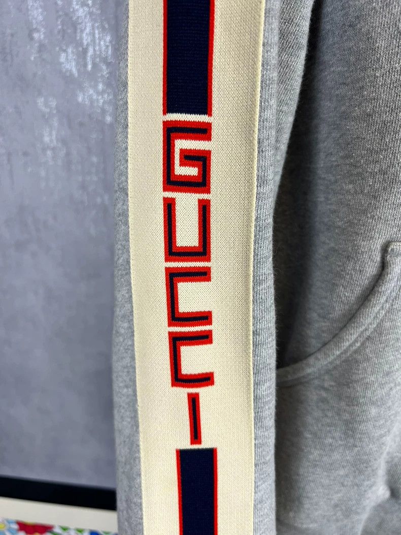Gucci Gucci Logo Zip-Up Jacket in Light Gray - dmc Size US M / EU 48-50 / 2 - 3 Thumbnail