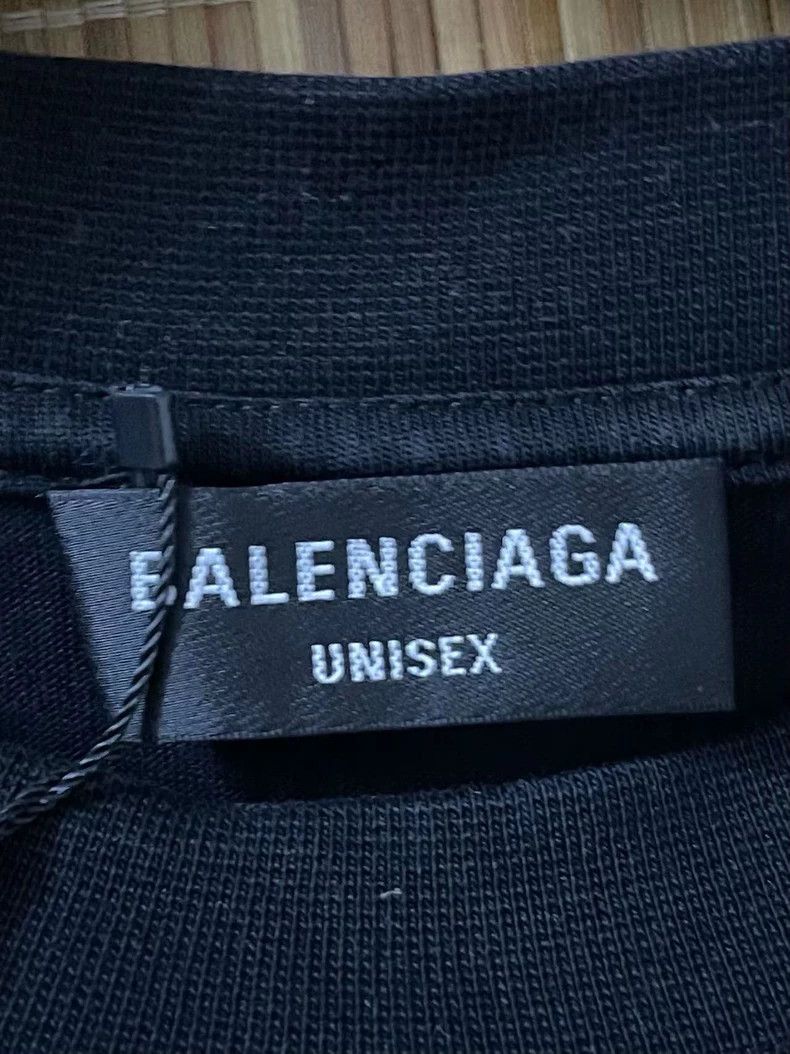 Balenciaga Balenciaga Short Sleeve T-Shirt with Embroidery - dmc Size US XS / EU 42 / 0 - 3 Thumbnail