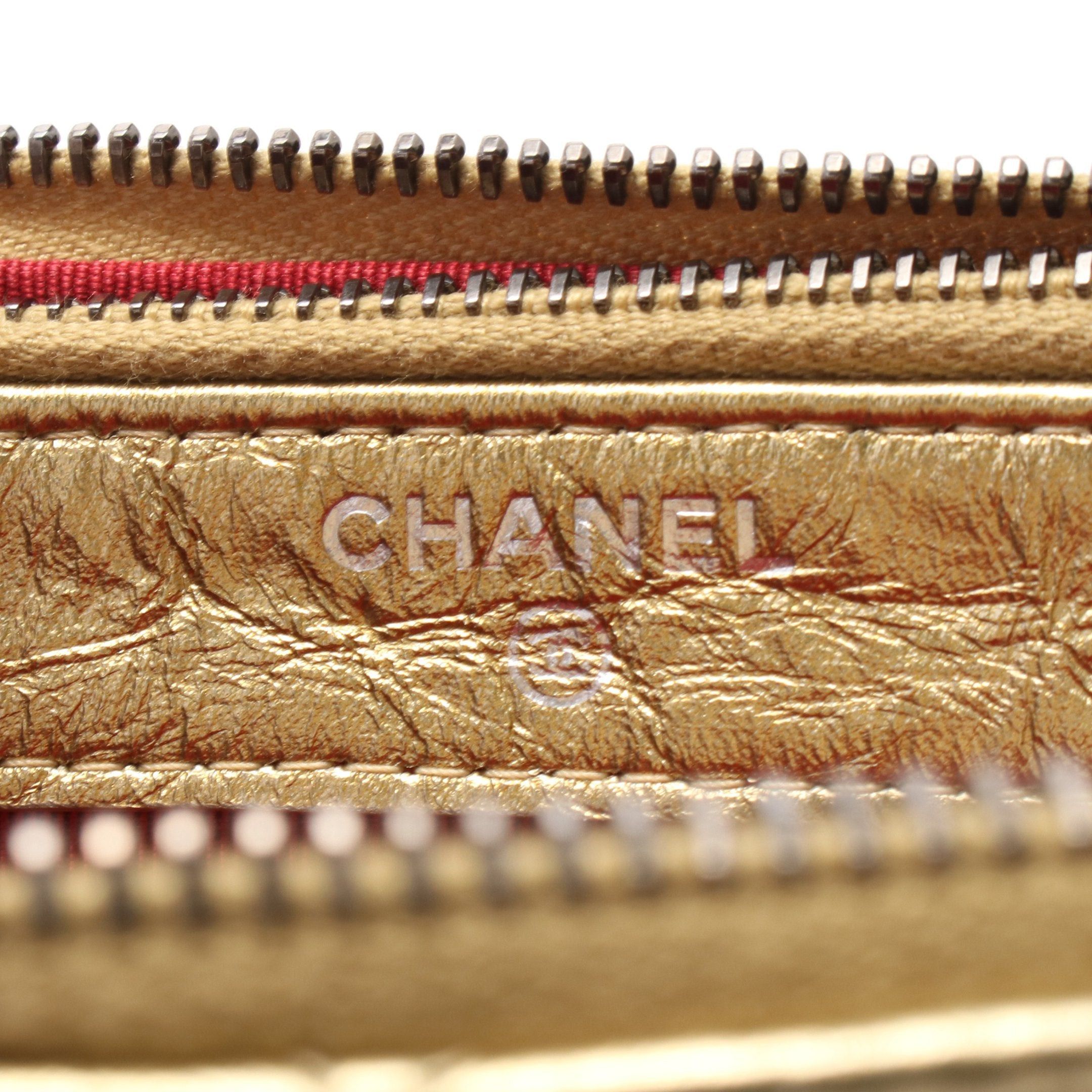 Chanel Chanel Coco Mark Chain Shoulder Bag Wallet Leather Gold Combination Metal Fittings Metallic Size ONE SIZE - 4 Thumbnail