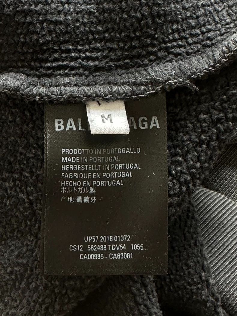 Balenciaga Balenciaga Oversized Distressed Hoodie Sweatshirt - dmc Size US M / EU 48-50 / 2 - 4 Thumbnail