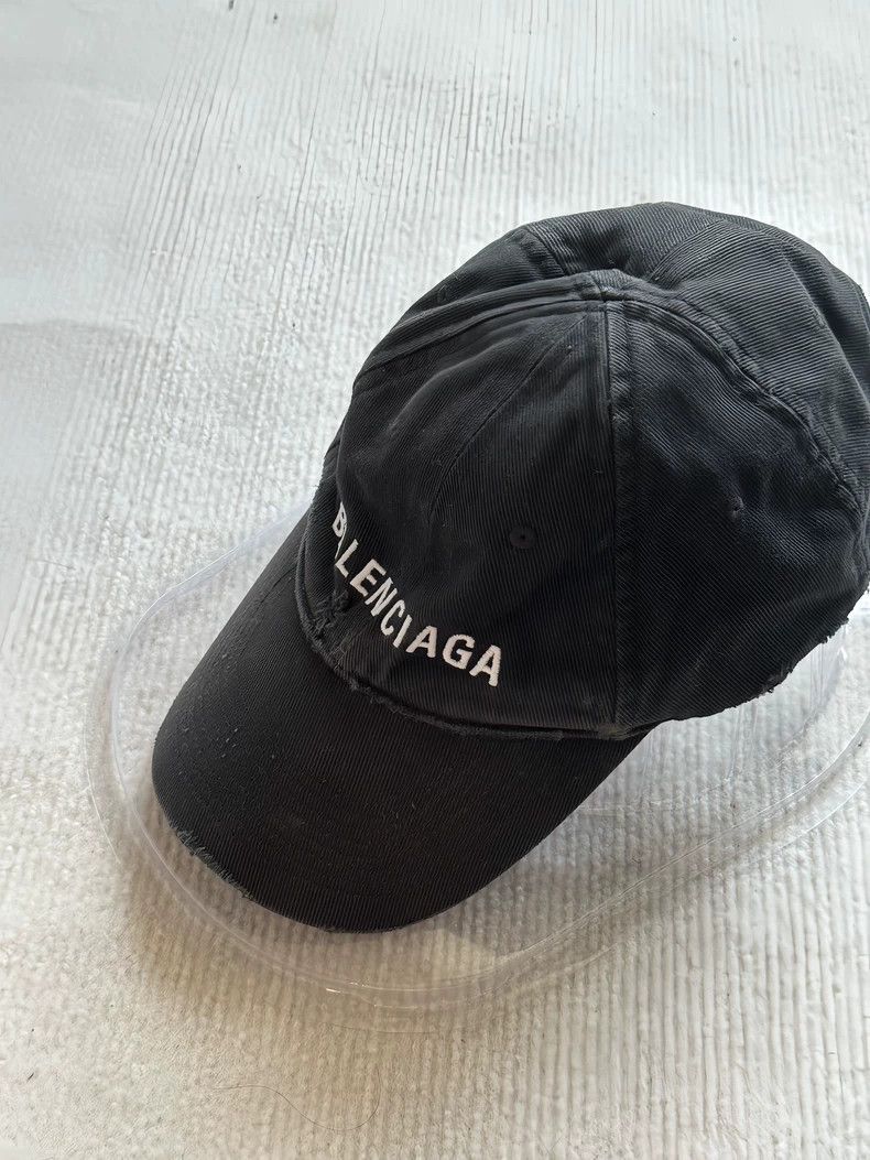 Balenciaga Balenciaga Washed Vintage Embroidered Baseball Cap - dmc Size ONE SIZE - 2 Thumbnail
