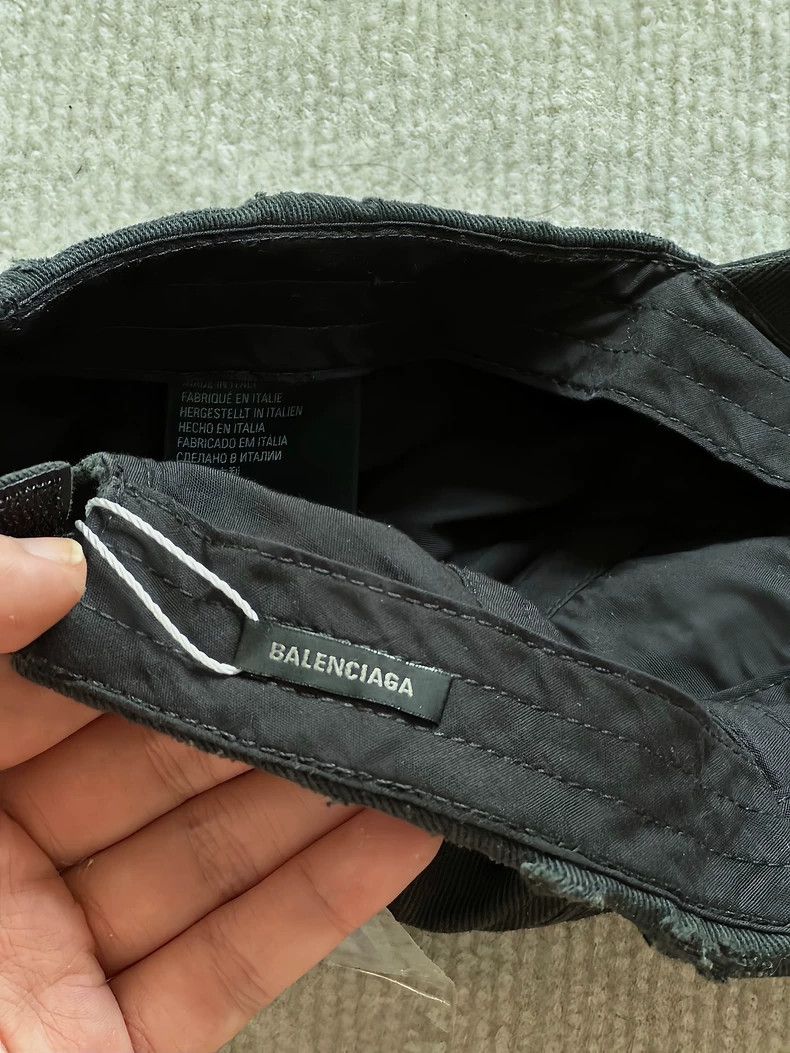 Balenciaga Balenciaga Washed Vintage Embroidered Baseball Cap - dmc Size ONE SIZE - 4 Thumbnail