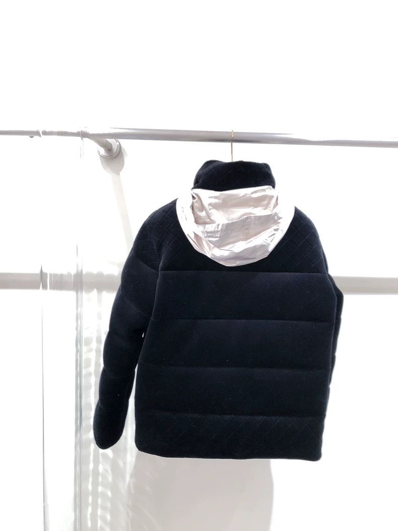 Chanel Chanel 18b Hamburger Series Down Jacket - dmc Size US M / EU 48-50 / 2 - 4 Thumbnail
