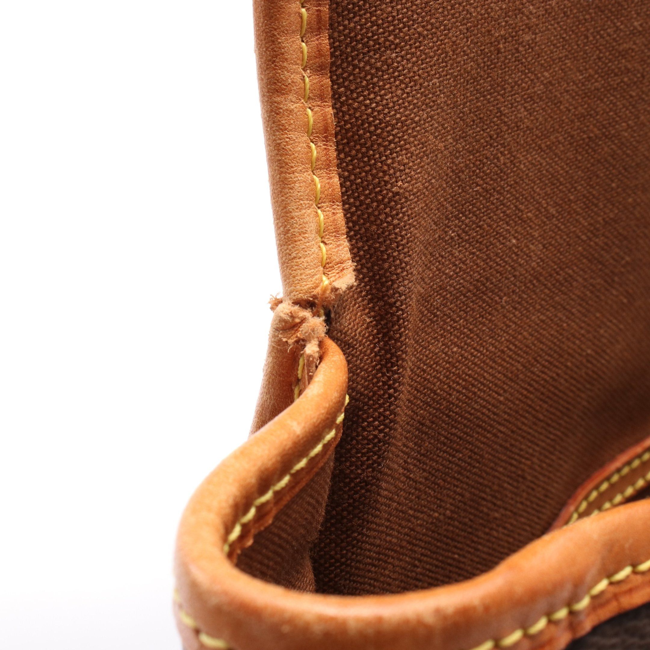 Louis Vuitton Louis Vuitton Gibeciere Gm Monogram Shoulder Bag Leather Brown Size ONE SIZE - 8 Thumbnail