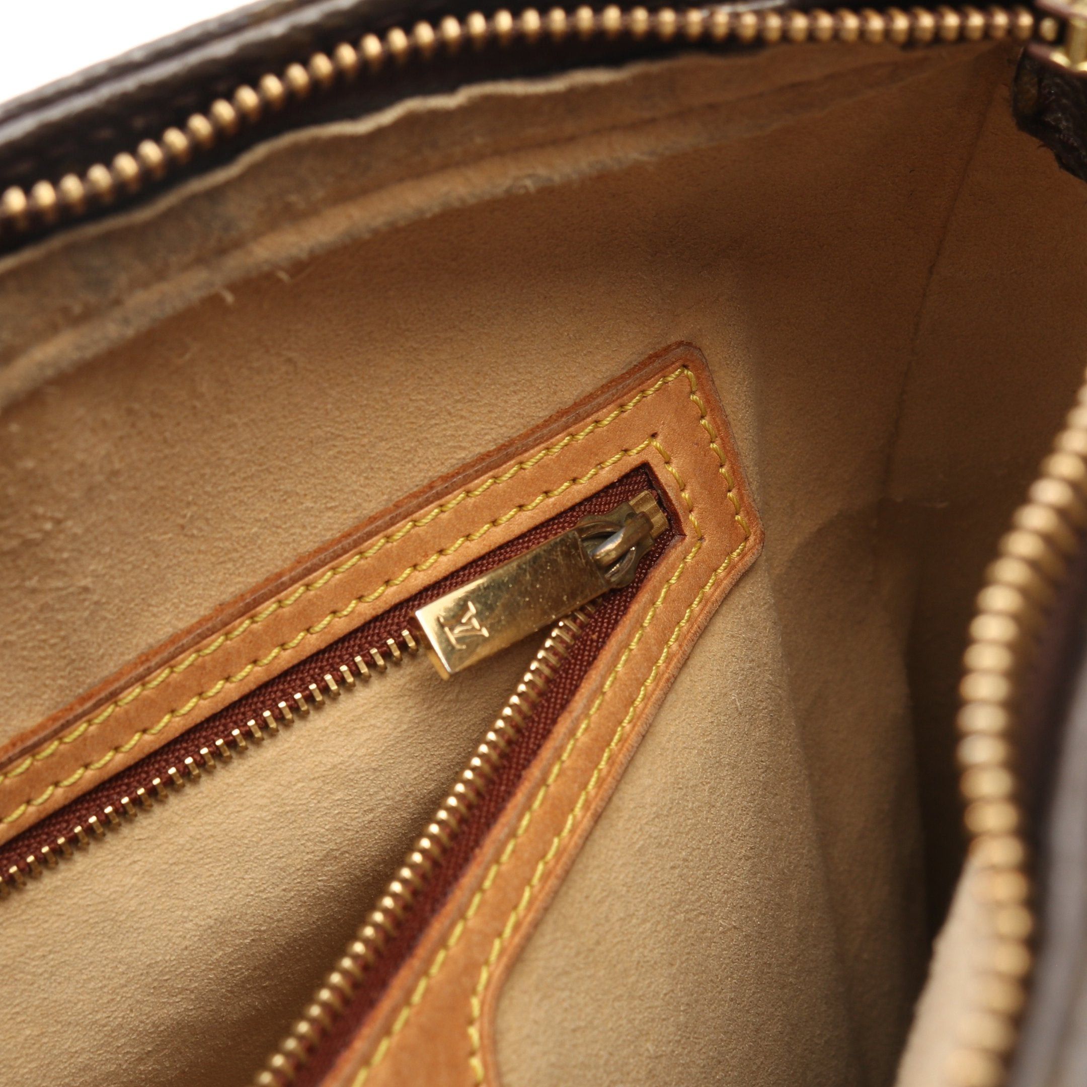 Louis Vuitton Louis Vuitton Looping Gm Monogram Shoulder Bag Leather Brown Size ONE SIZE - 12 Thumbnail