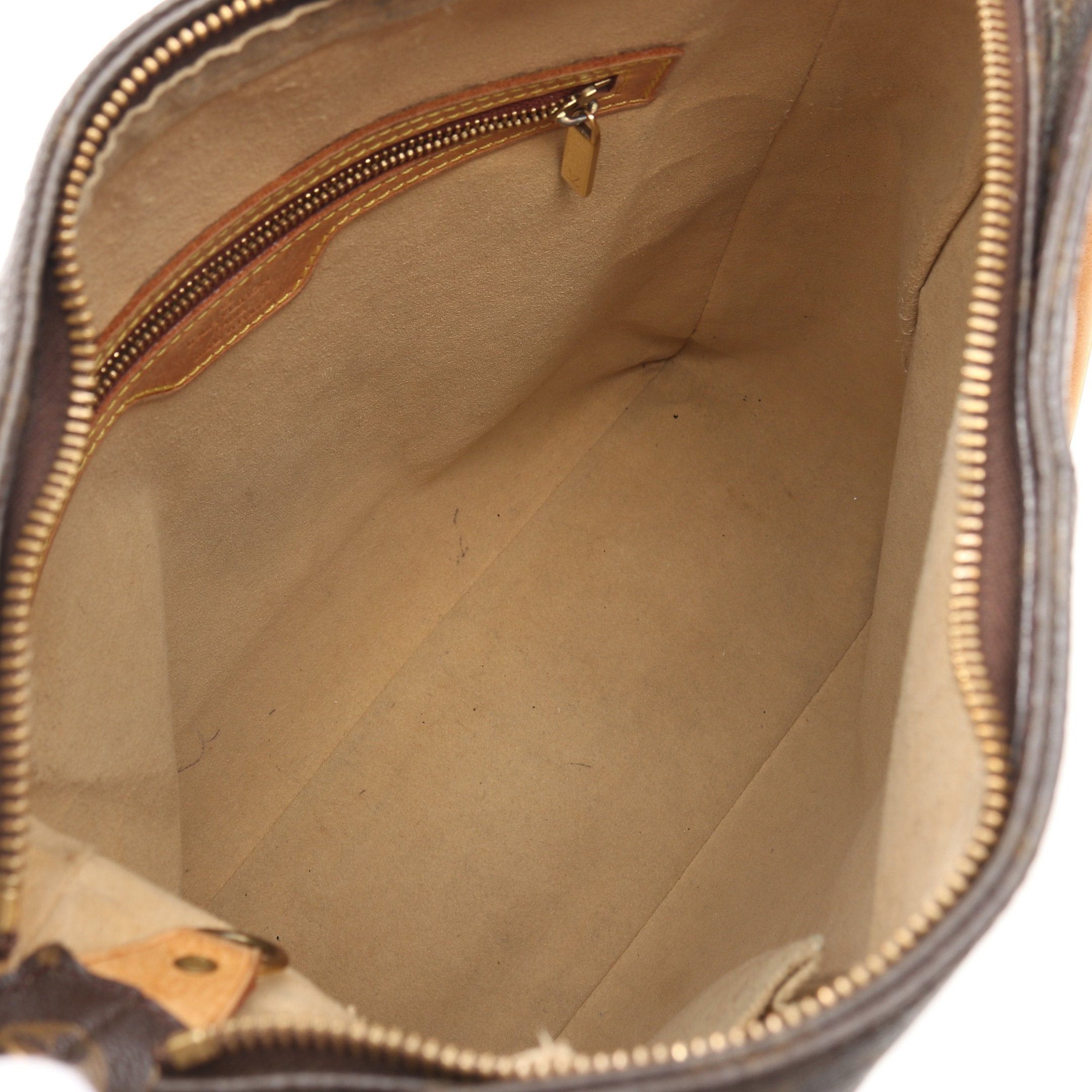 Louis Vuitton Louis Vuitton Looping Gm Monogram Shoulder Bag Leather Brown Size ONE SIZE - 3 Thumbnail
