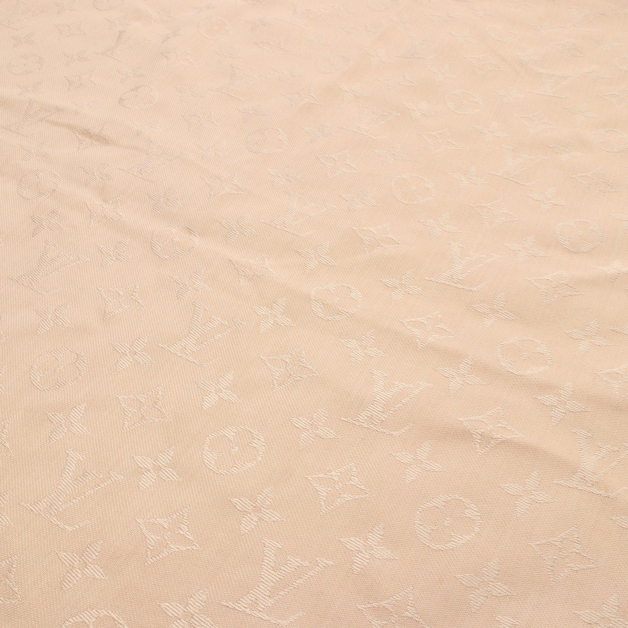 Louis Vuitton Louis Vuitton Shawl Monogram Stall Silk Wool Beige Size ONE SIZE - 6 Thumbnail