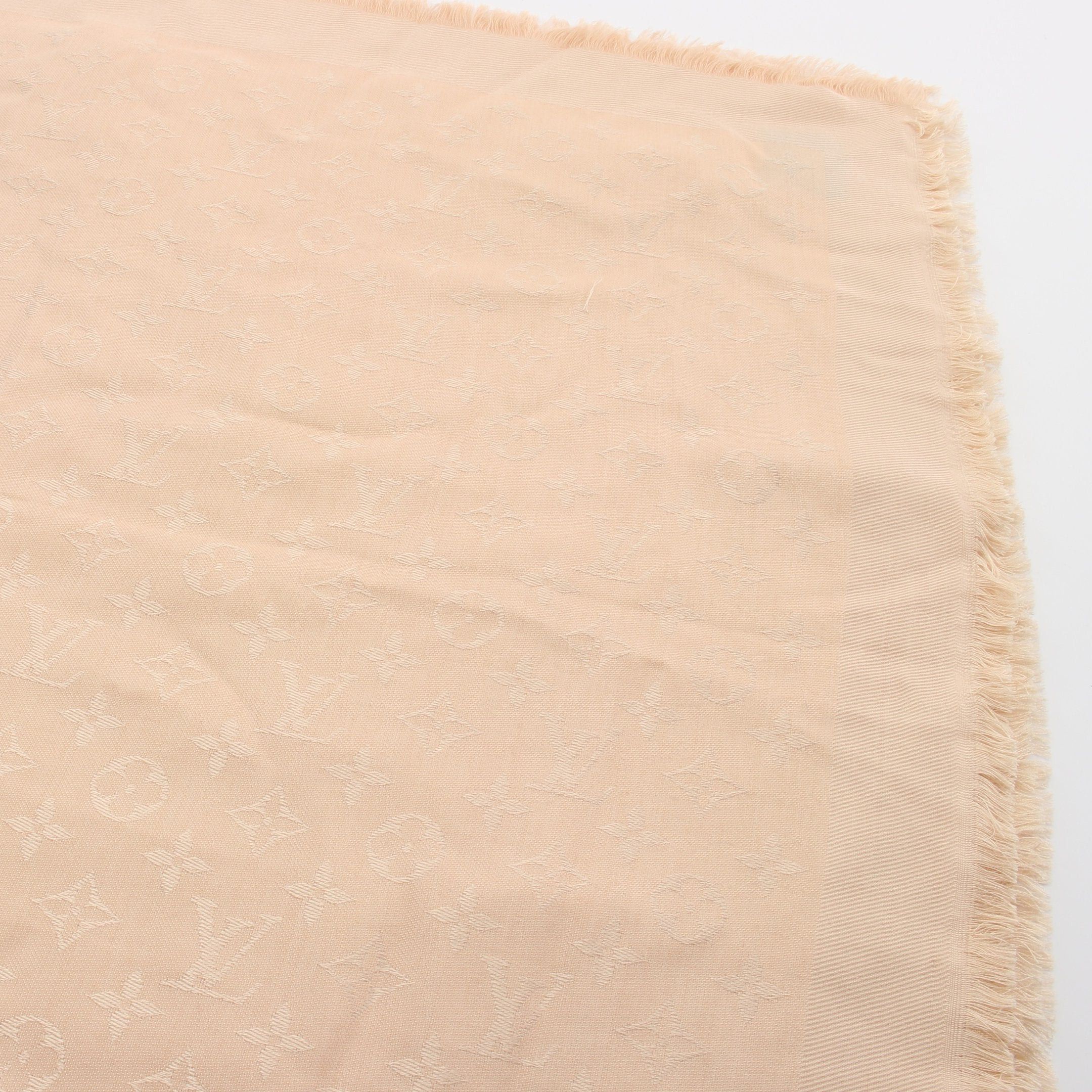Louis Vuitton Louis Vuitton Shawl Monogram Stall Silk Wool Beige Size ONE SIZE - 7 Thumbnail