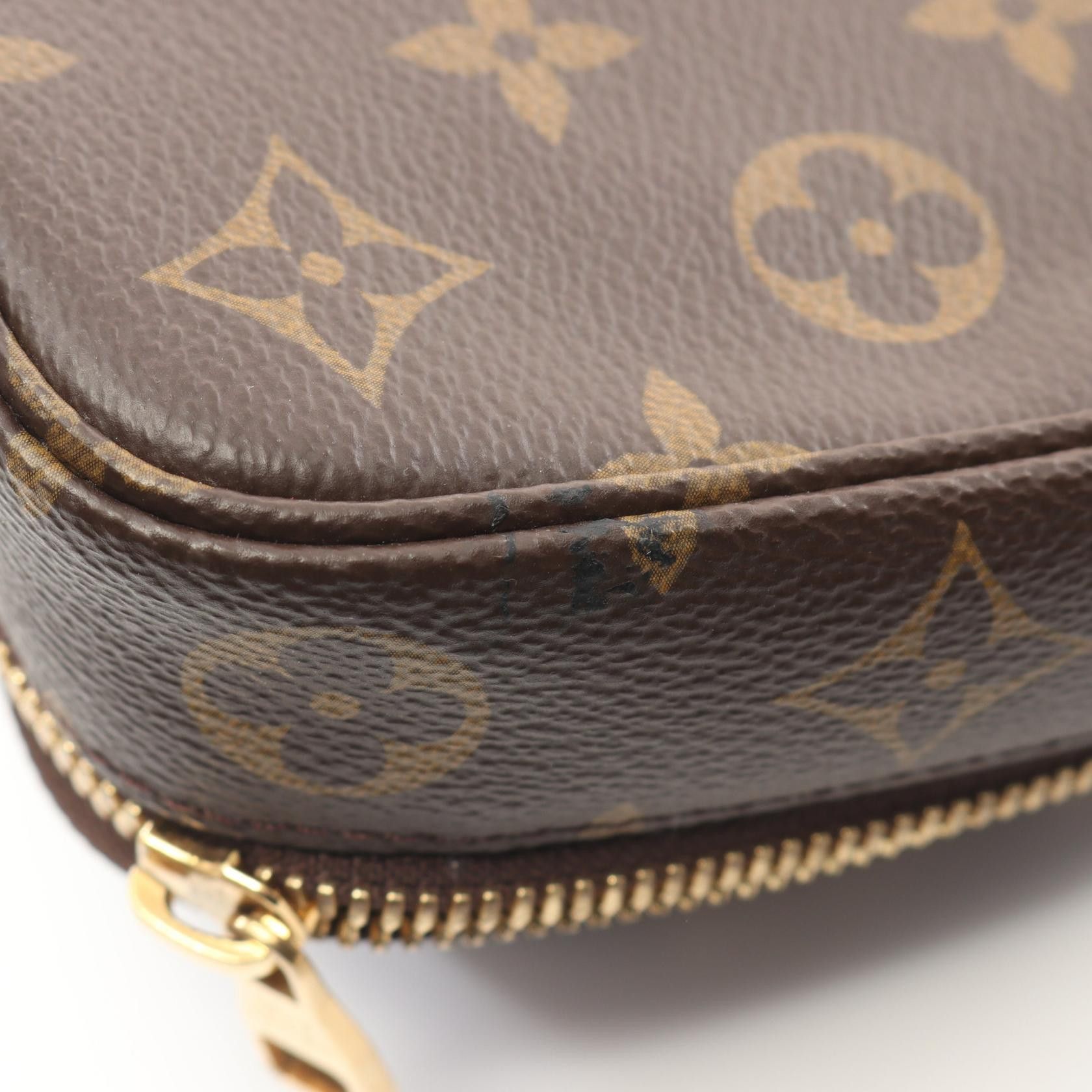 Louis Vuitton Louis Vuitton Utility Crossbody Monogram Handbag Leather Brown Size ONE SIZE - 7 Thumbnail