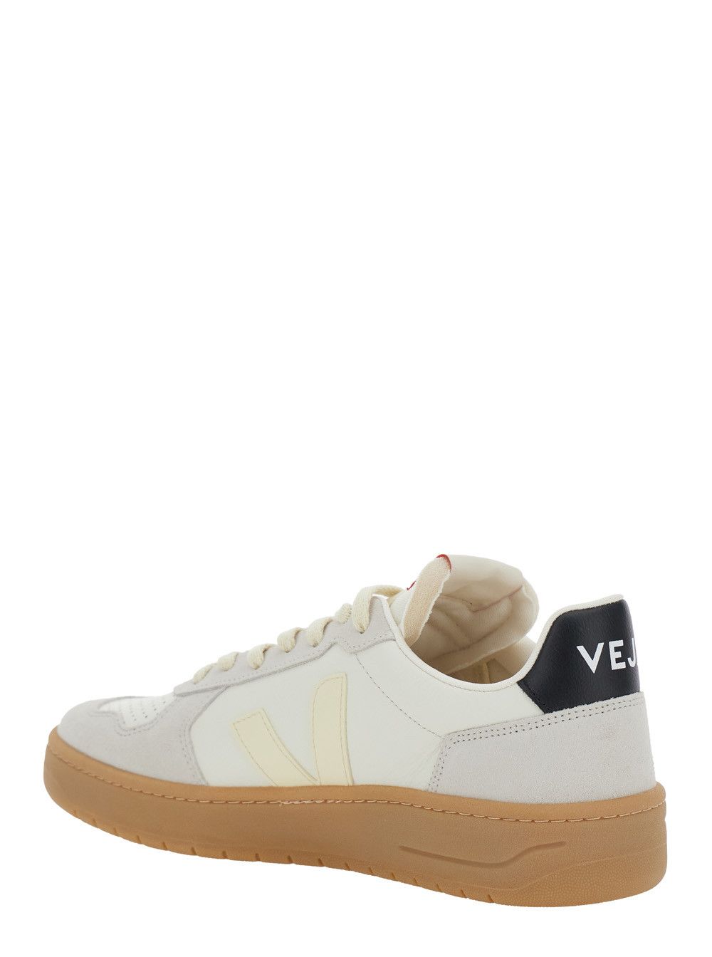 Veja 'V-82' Grey Low Top Sneakers with Logo Patch on Tongue and Side and Logo Letteirng on the Heel in Leather Unisex Size US 11 / IT 41 - 3 Thumbnail