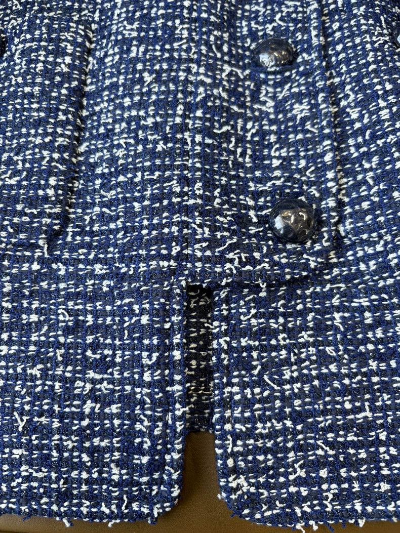 Chanel Chanel Blue Tweed Jacket with Buttons - dmc Size US M / EU 48-50 / 2 - 9 Thumbnail
