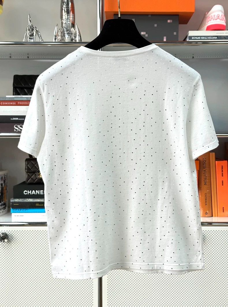 Chanel Chanel Logo White Round Neck T-Shirt - dmc Size US S / EU 44-46 / 1 - 2 Thumbnail