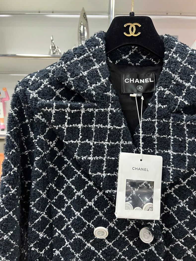 Chanel Chanel Black and White Check Tweed Jacket - dmc Size US XL / EU 56 / 4 - 3 Thumbnail