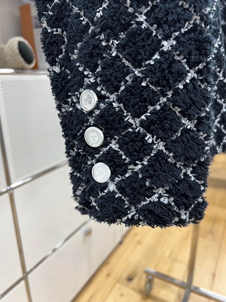 Chanel Chanel Black and White Check Tweed Jacket - dmc Size US XL / EU 56 / 4 - 5 Thumbnail