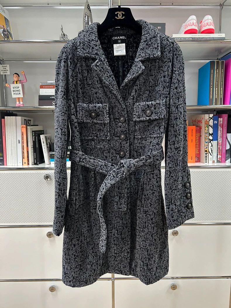 Chanel Chanel Black and White Long Coat with Belt - dmc Size US XXS / EU 40 - 5 Thumbnail