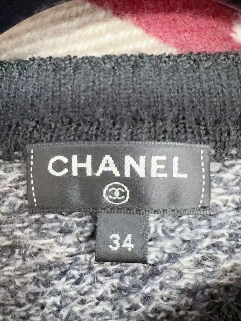 Chanel Chanel Sweater with Lace Details - dmc Size US M / EU 48-50 / 2 - 4 Thumbnail