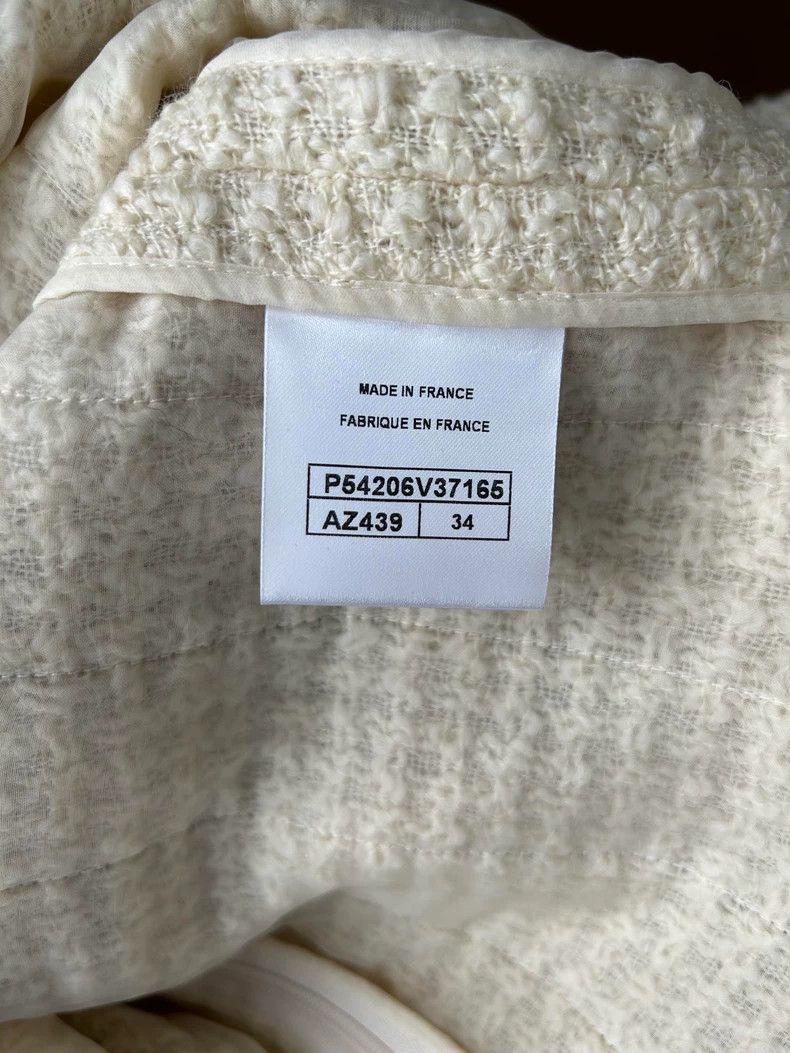 Chanel Chanel White Long Sleeve Dress with Chain Trim - dmc Size 34" / US 12 / IT 48 - 7 Thumbnail