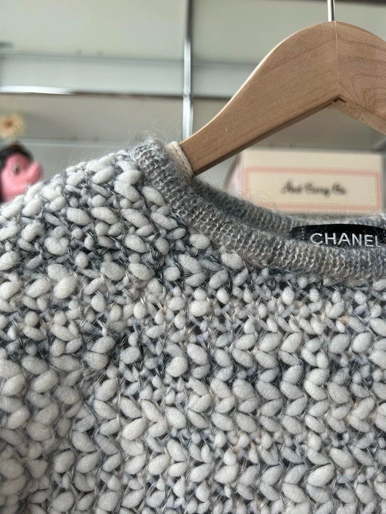 Chanel Chanel Gray White Knit Cape Sweater - dmc Size US S / EU 44-46 / 1 - 3 Thumbnail