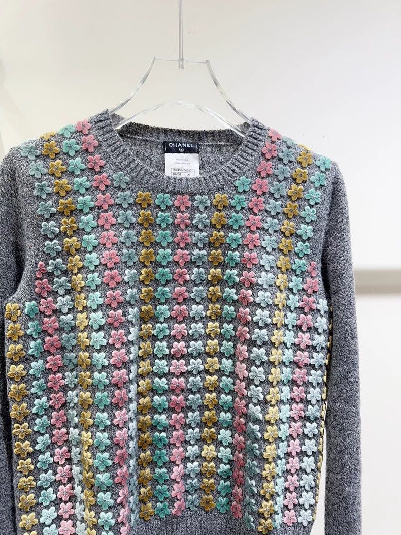 Chanel Chanel Flower Knit Sweater - dmc Size US S / EU 44-46 / 1 - 2 Thumbnail