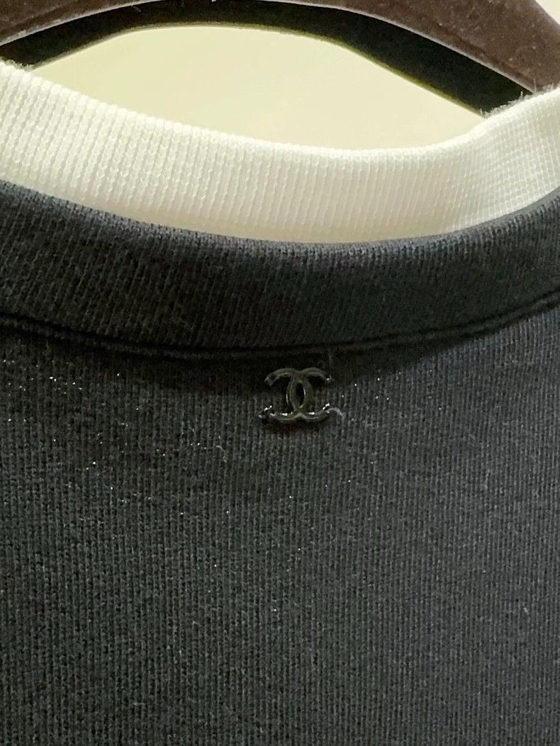 Chanel Chanel Number 5 Sleeveless Top - dmc Size US M / EU 48-50 / 2 - 5 Thumbnail