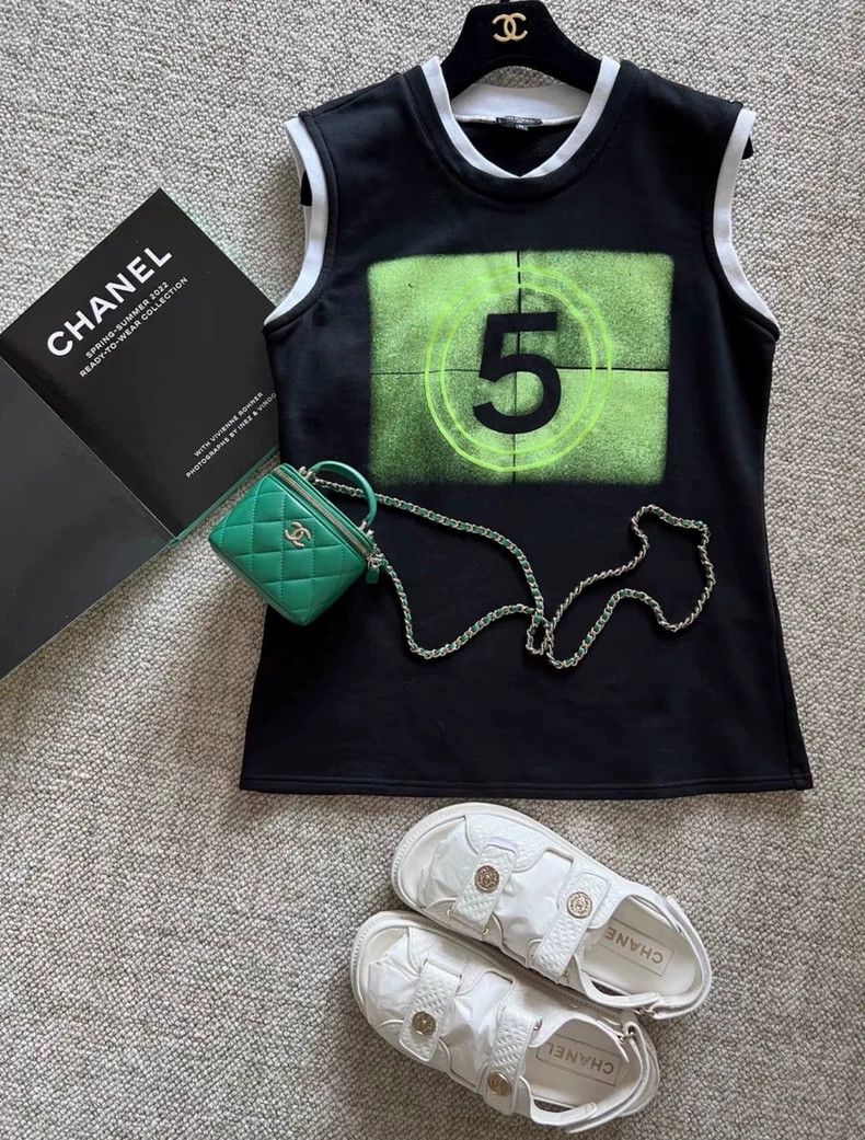 Chanel Chanel Number 5 Sleeveless Top - dmc Size US M / EU 48-50 / 2 - 6 Thumbnail