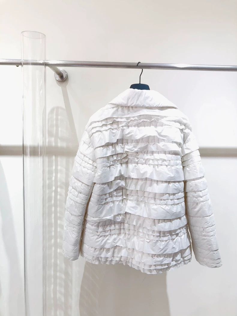 Chanel Chanel White Snow Princess Down Jacket - dmc Size US M / EU 48-50 / 2 - 2 Thumbnail