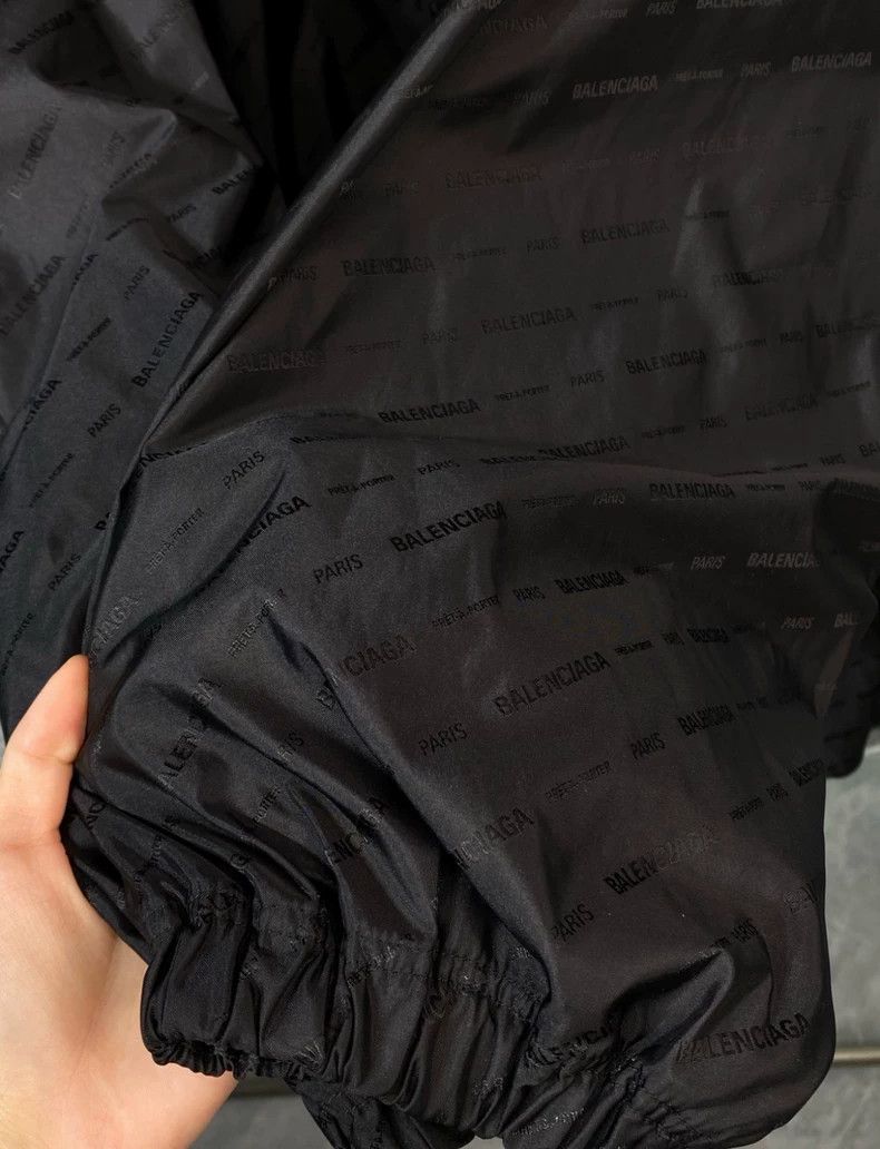 Balenciaga Black Hooded Balenciaga Windbreaker Jacket - dmc Size US M / EU 48-50 / 2 - 6 Thumbnail