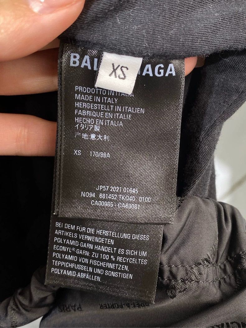 Balenciaga Balenciaga Black Windbreaker with Logo Print - dmc Size US XS / EU 42 / 0 - 7 Thumbnail