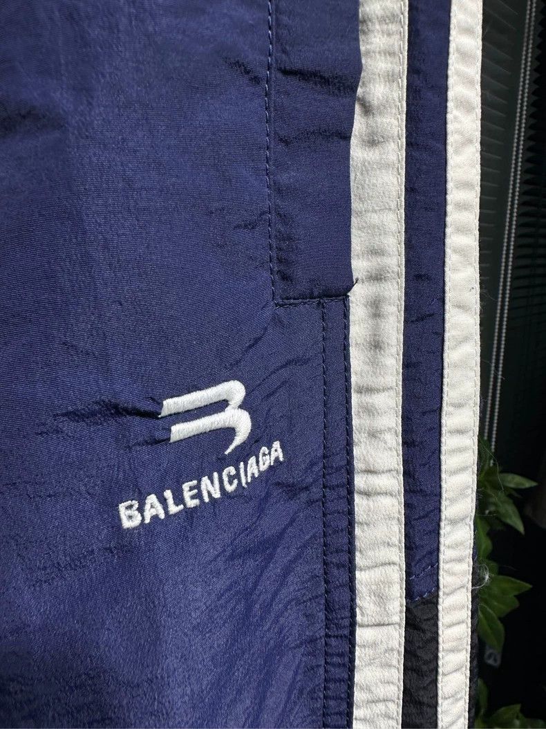 Balenciaga Balenciaga Embroidered Nylon Track Pants Size S - dmc Size US 38 / EU 54 - 5 Thumbnail