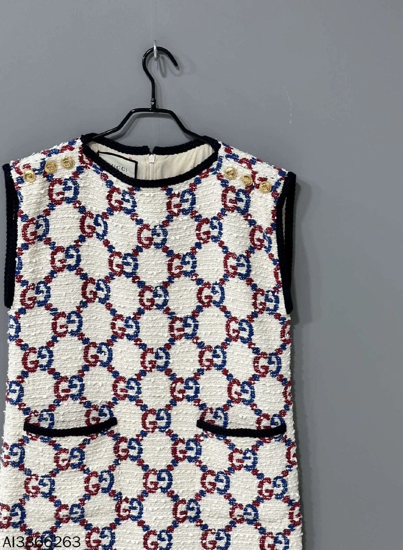 Gucci Sleeveless Dress with Floral Pattern by Gucci - dmc Size US 36 / EU 52 - 3 Thumbnail