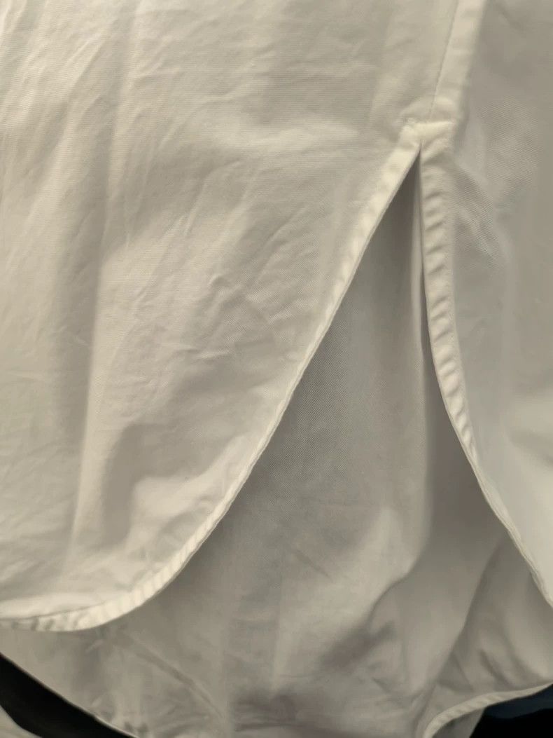 Balenciaga Balenciaga White Shirt with Unique Cut - dmc Size US M / EU 48-50 / 2 - 5 Thumbnail