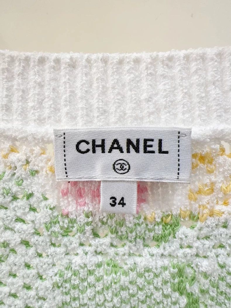Chanel Chanel Colorful Knitted Sleeveless Vest - dmc Size US S / EU 44-46 / 1 - 3 Thumbnail