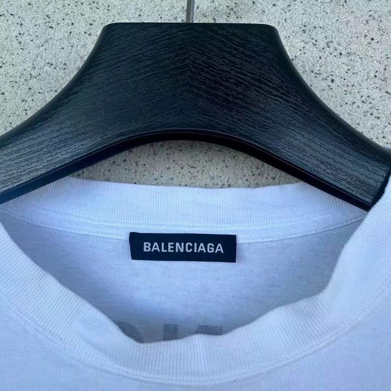 Balenciaga Balenciaga Logo Short Sleeve T-Shirt Sale - dmc Size US S / EU 44-46 / 1 - 3 Thumbnail