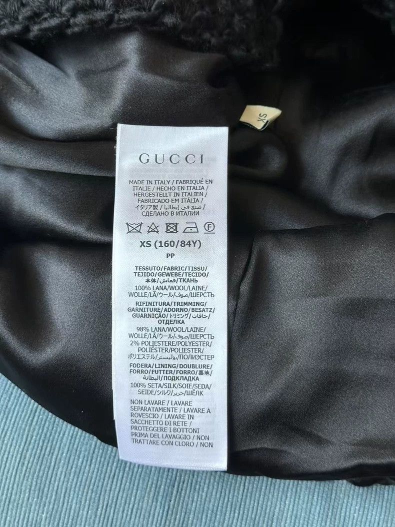Gucci Gucci Printed Cardigan Jacket in XS Size - dmc Size US XS / EU 42 / 0 - 4 Thumbnail