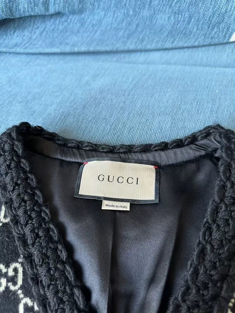 Gucci Gucci Printed Cardigan Jacket in XS Size - dmc Size US XS / EU 42 / 0 - 3 Thumbnail