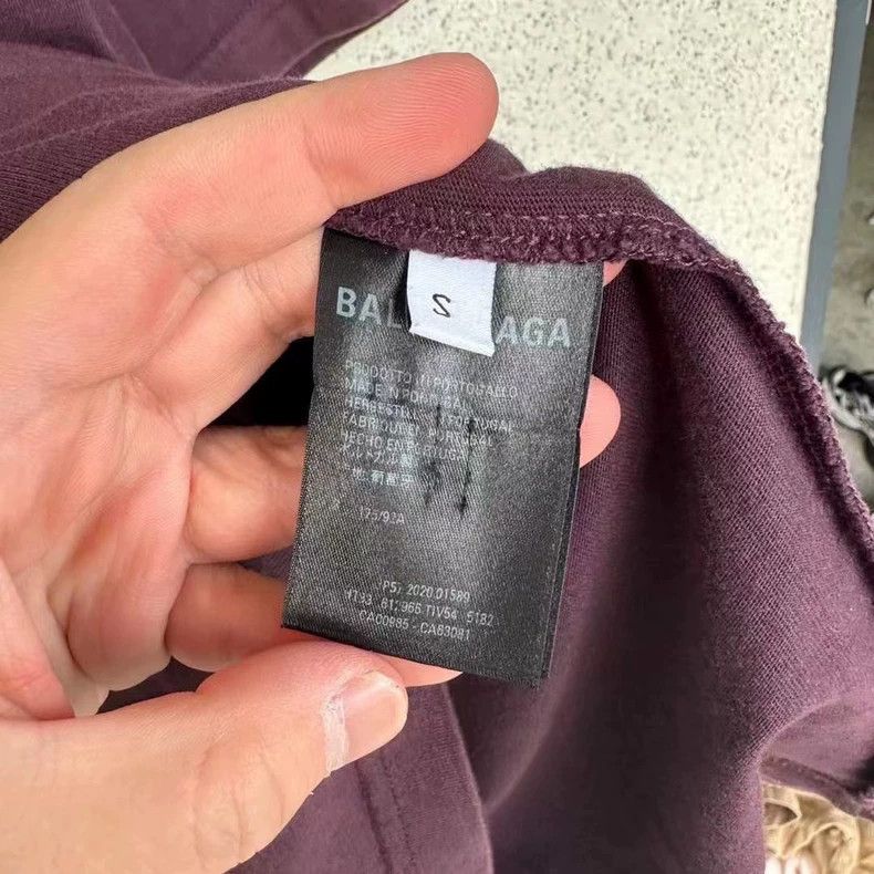 Balenciaga Balenciaga Short Sleeve T-Shirt in Purple - dmc Size US S / EU 44-46 / 1 - 4 Thumbnail