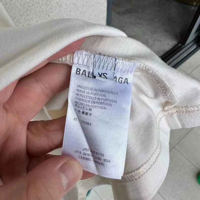 Balenciaga Balenciaga Short Sleeve Graphic T-Shirt - dmc Size US XS / EU 42 / 0 - 4 Thumbnail