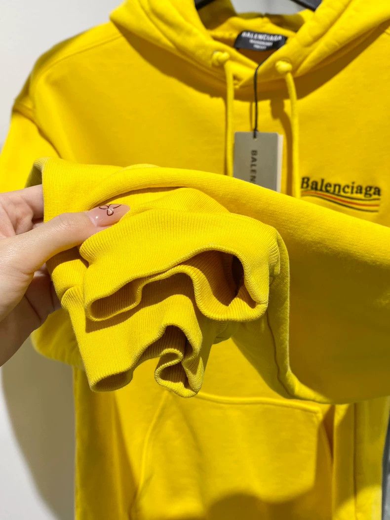 Balenciaga Balenciaga Yellow Hooded Sweatshirt with Logo - dmc Size US M / EU 48-50 / 2 - 6 Thumbnail