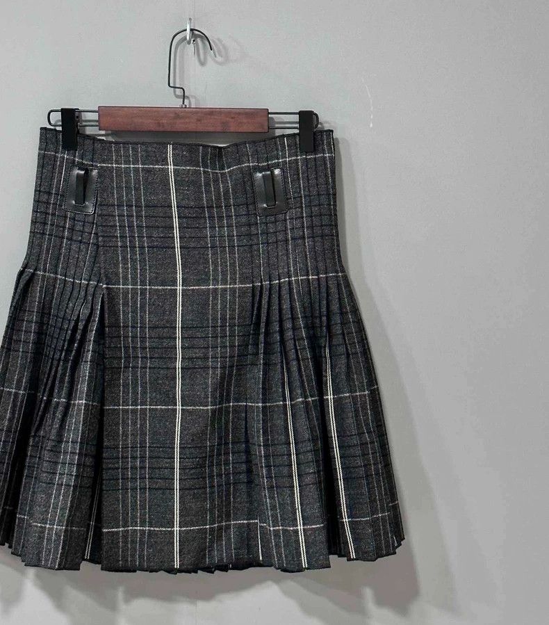 Dior Plaid Pleated Skirt by Dior - dmc Size US 36 / EU 52 - 2 Thumbnail
