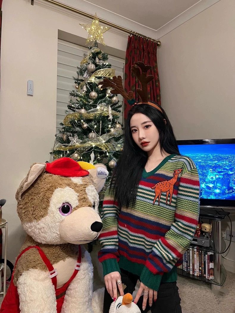 Gucci Gucci Striped Knit Sweater with Deer Design - dmc Size US M / EU 48-50 / 2 - 5 Thumbnail