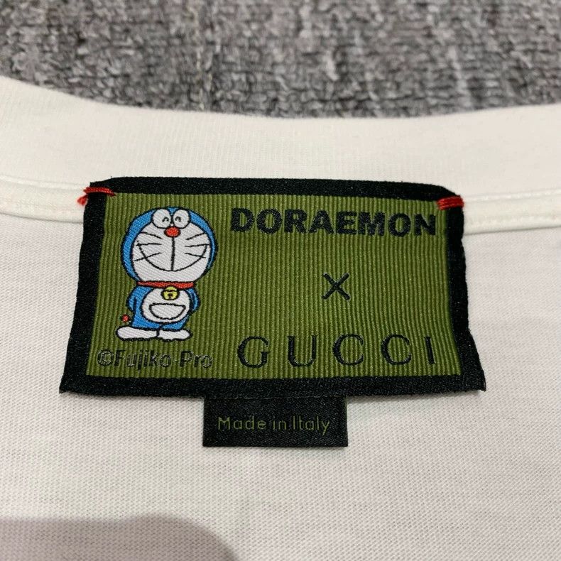 Gucci Gucci Doraemon White Short Sleeve T-Shirt - dmc Size US L / EU 52-54 / 3 - 3 Thumbnail