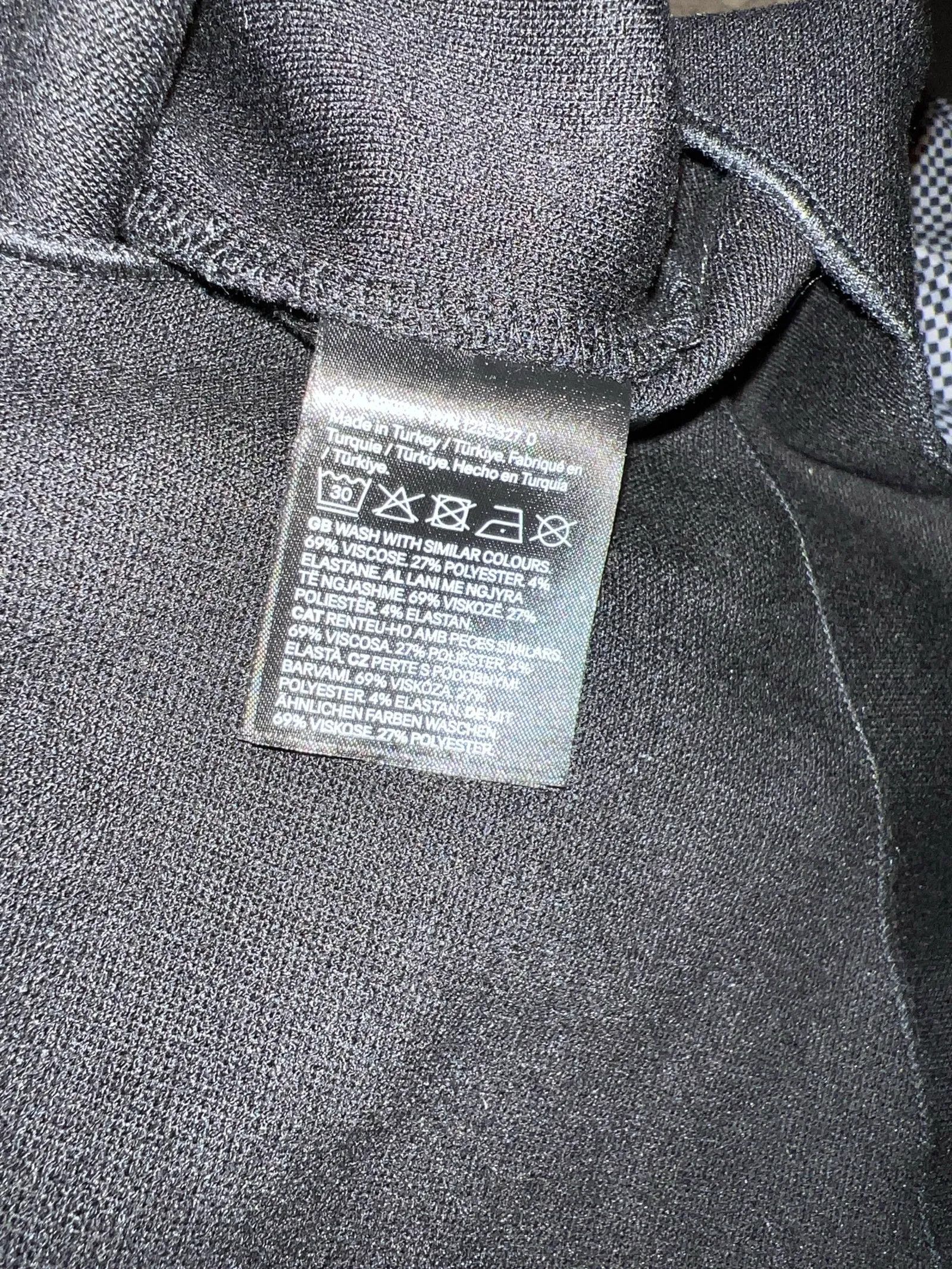 H&M H&M Vest Size XS / US 0-2 / IT 36-38 - 4 Thumbnail