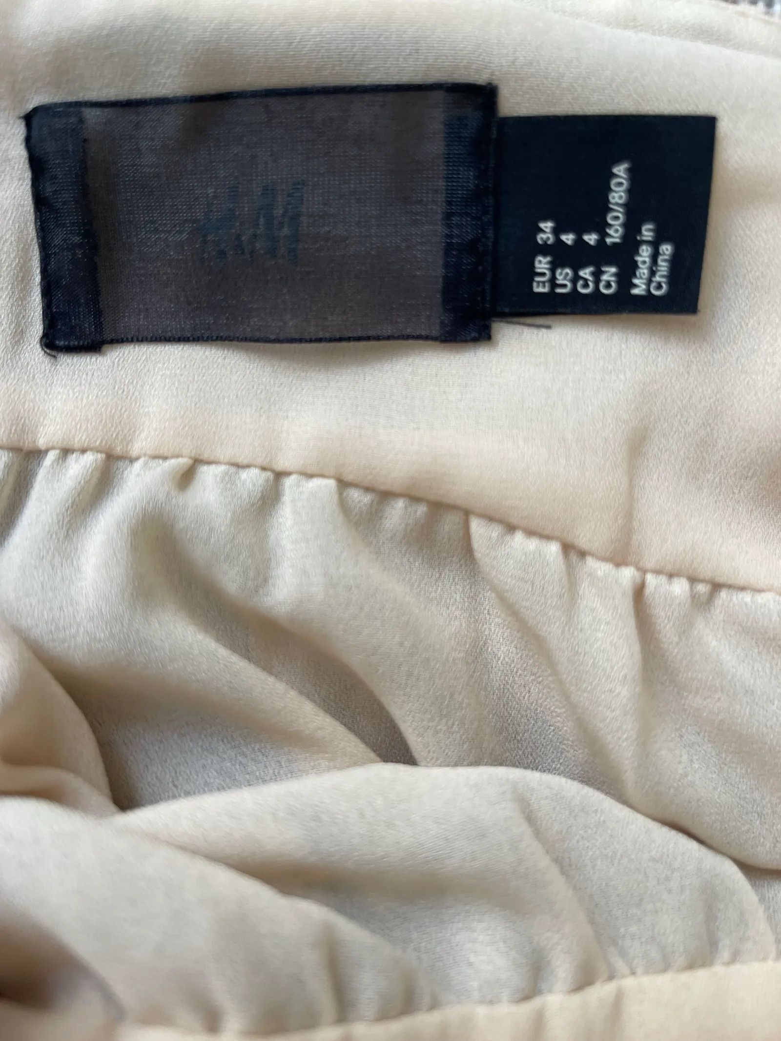 H&M H&M Dress Size XS / US 0-2 / IT 36-38 - 3 Thumbnail