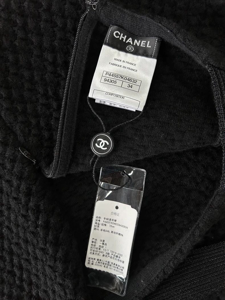 Chanel Chanel 12A Black Knitted Dress Wool Material - dmc Size US 34 / EU 50 - 6 Thumbnail