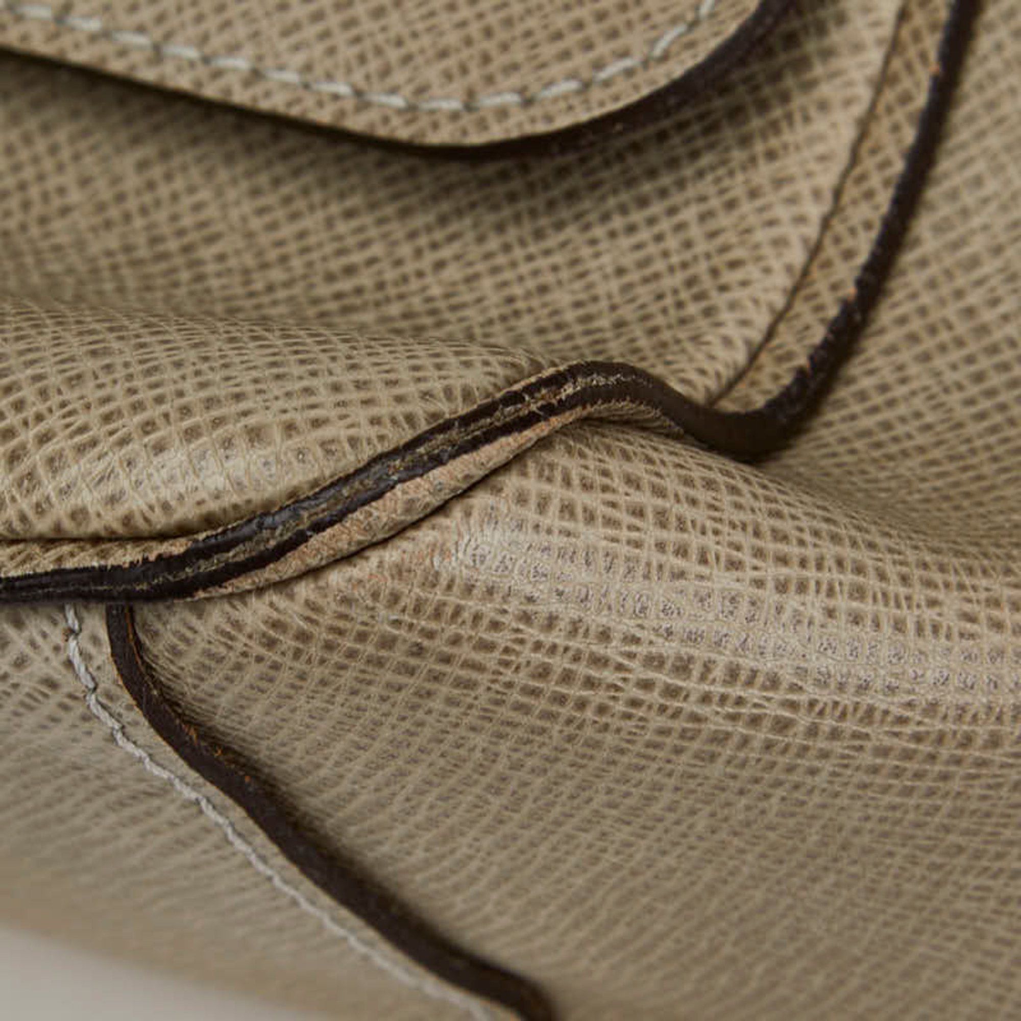 Louis Vuitton Louis Vuitton Taiga Milo Shoulder Bag M32633 Polaire Beige Leather Women's LOUIS VUITTON Size ONE SIZE - 5 Thumbnail