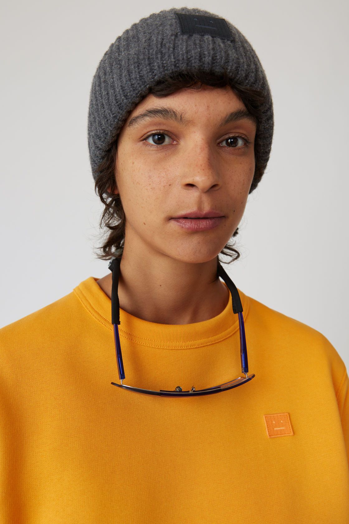 Pansy l face beanie shop