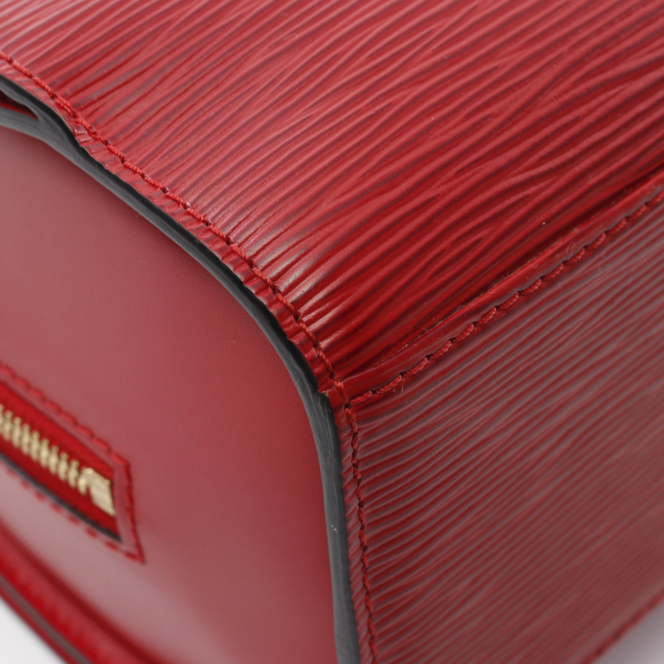 Louis Vuitton Louis Vuitton Pont Neuf Epi Castilian Red Handbag Leather Size ONE SIZE - 6 Thumbnail